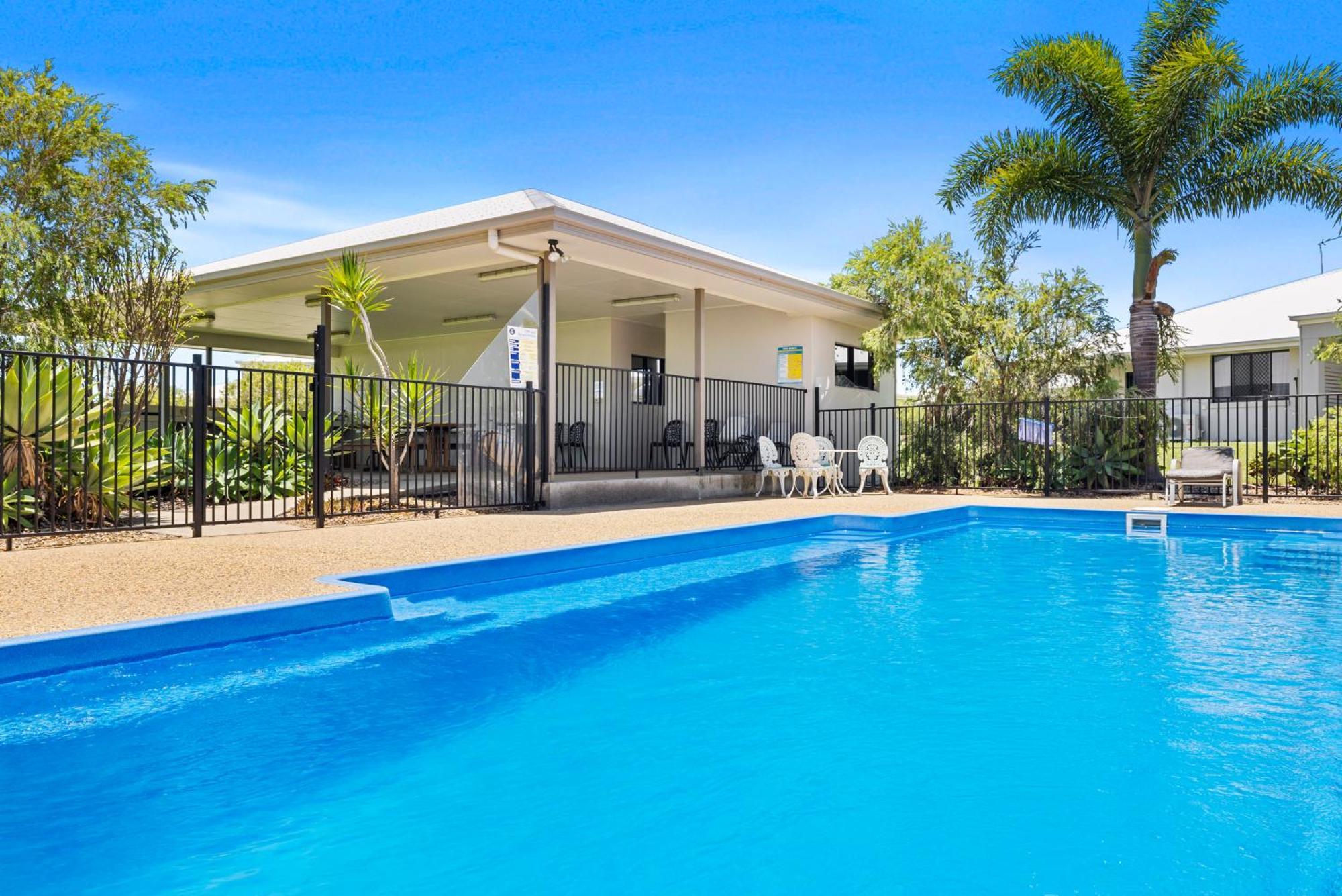 Casa Nostra Motel Rockhampton Extérieur photo